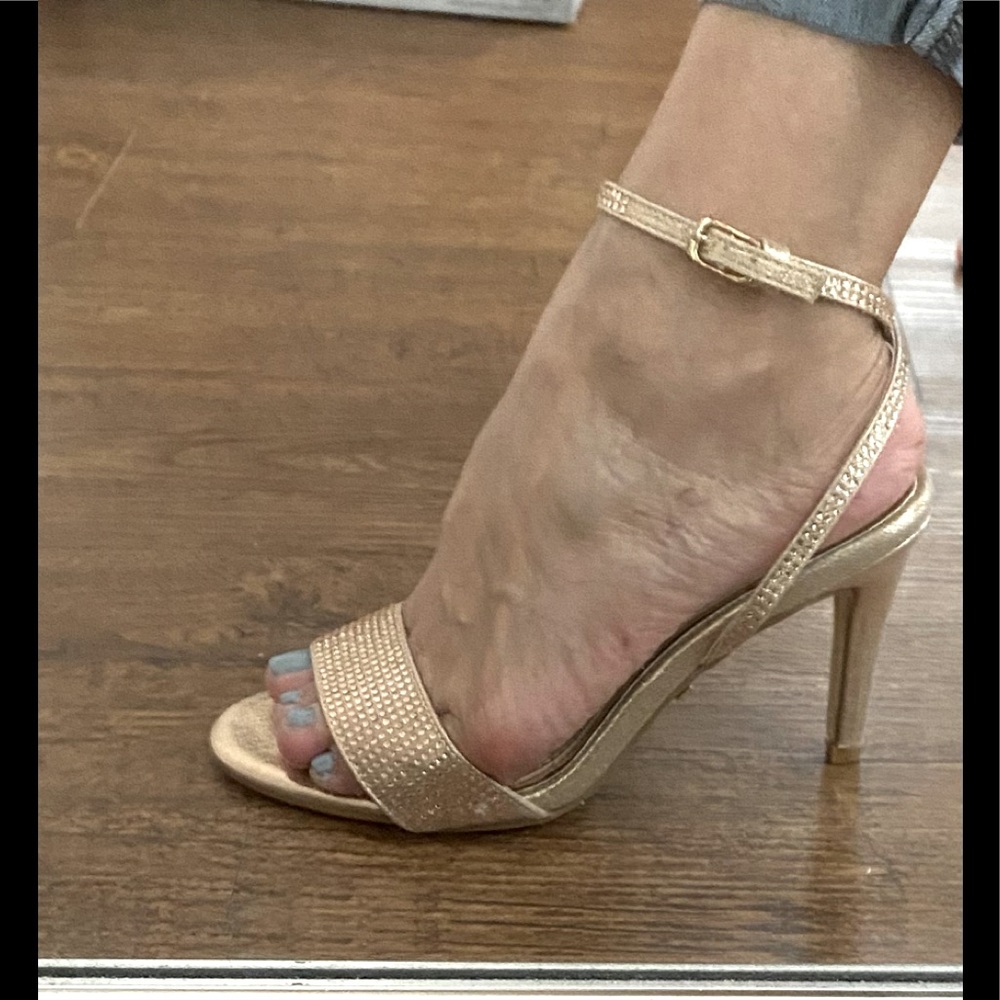 Primadonna Collection Heels Size 4 1/2